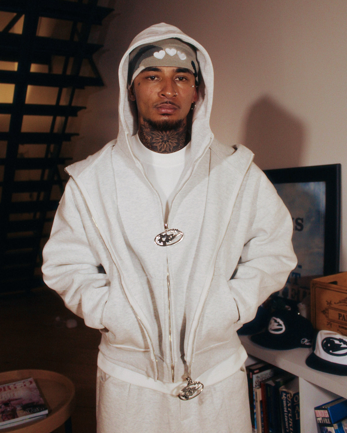 '     ‘B2B White Camo Beanie