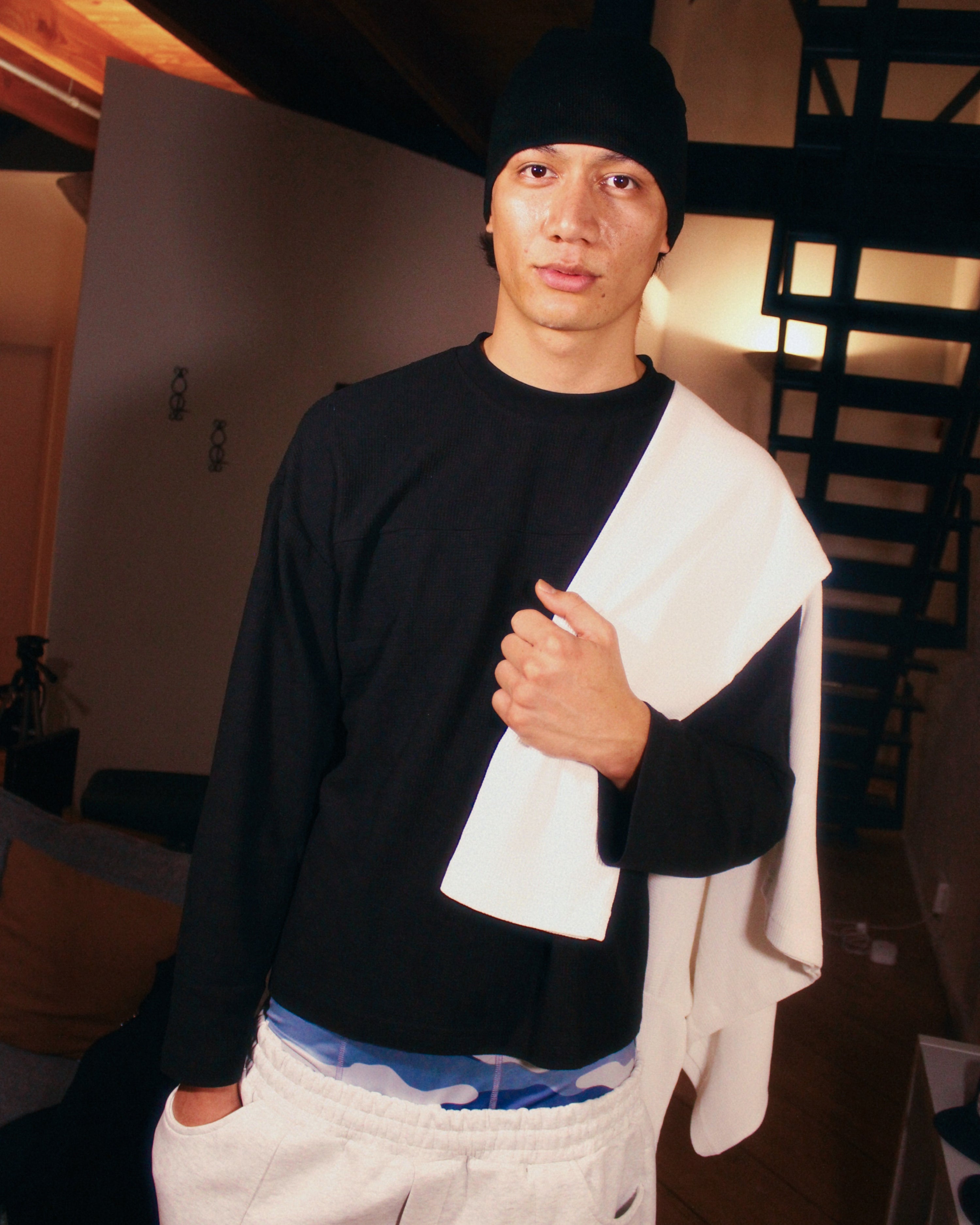 '      B2B Black Waffle Longsleeve