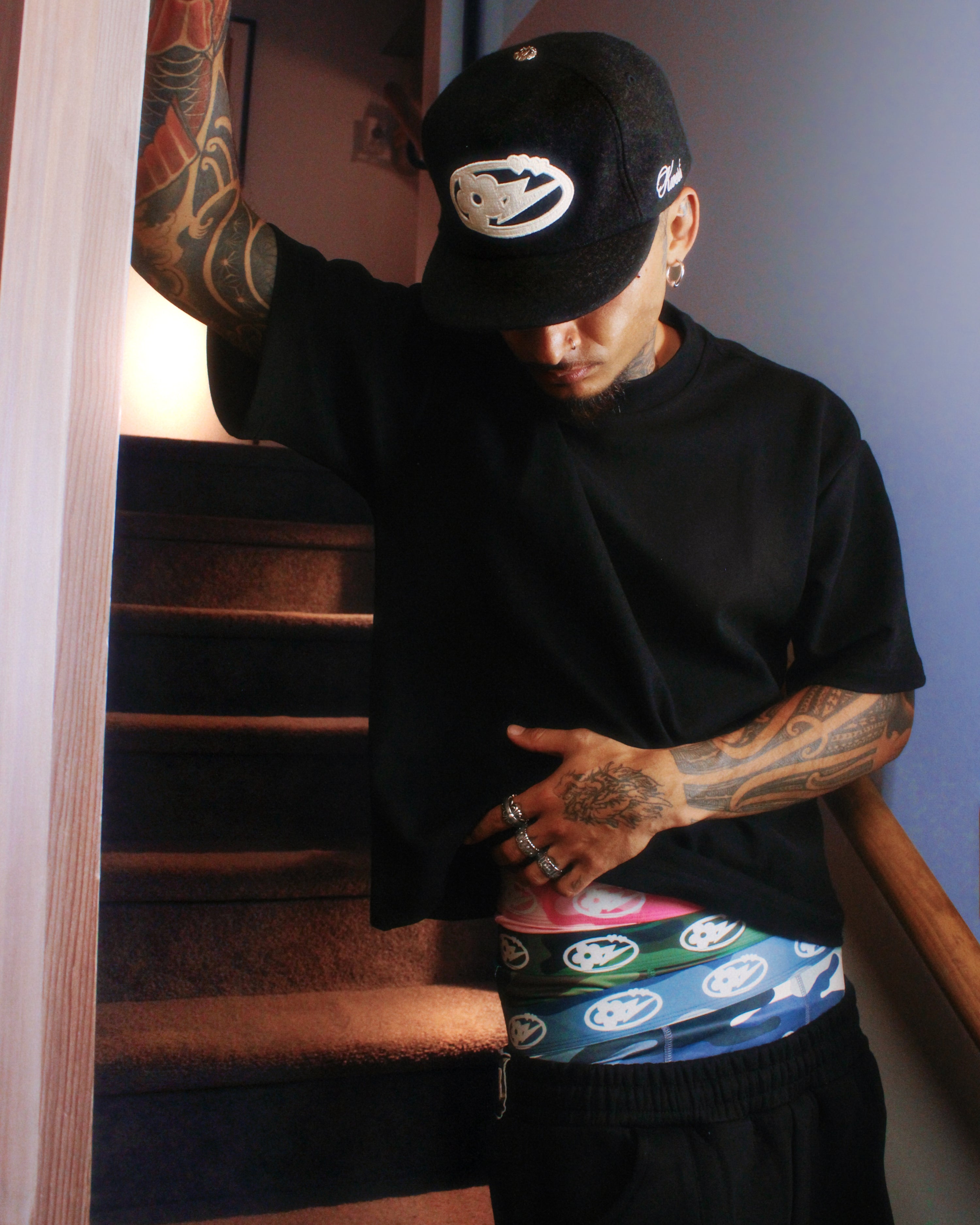 '  B2B Black Tee